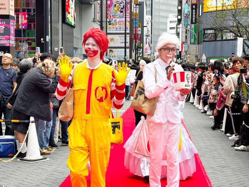 「池ハロコスプレパレード」より